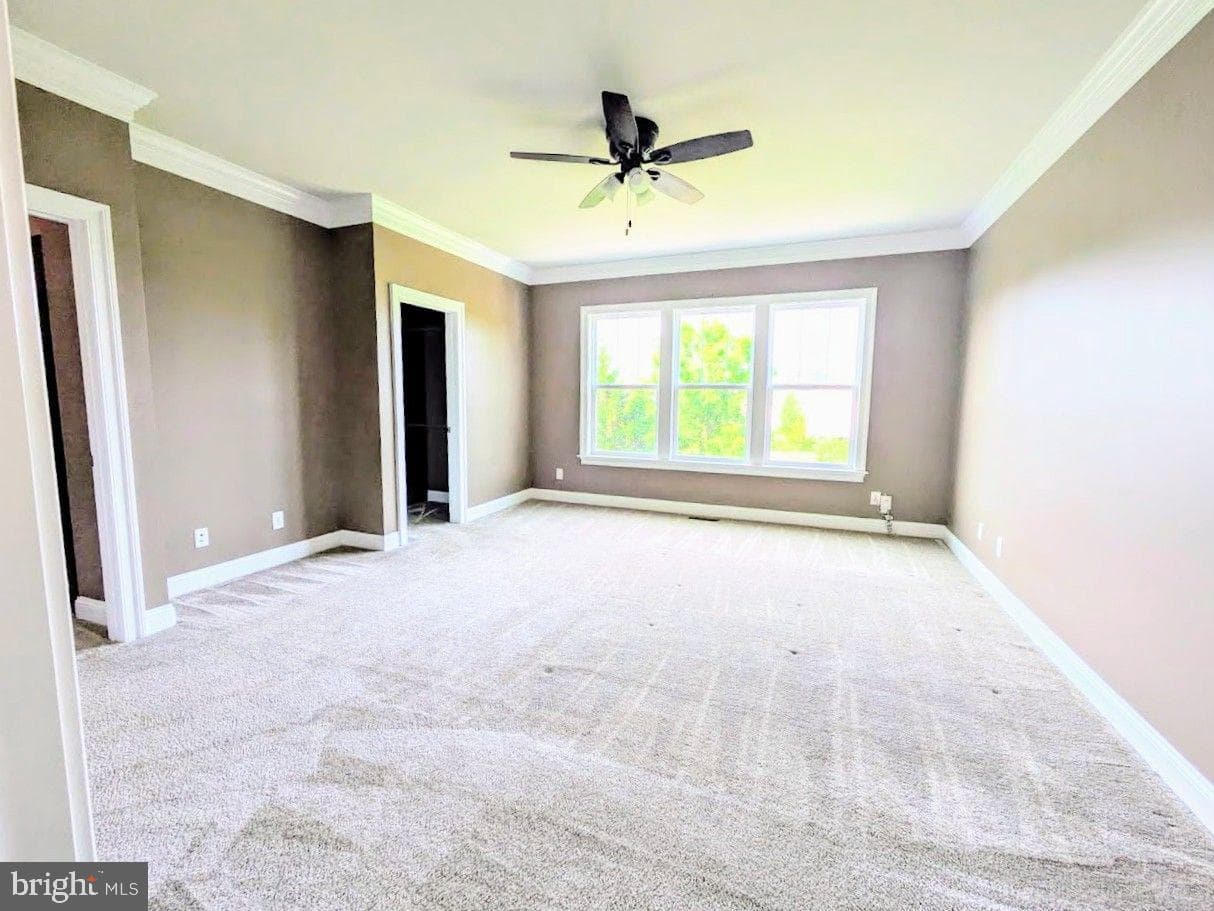 42394 Grahams Stable Square photo 8