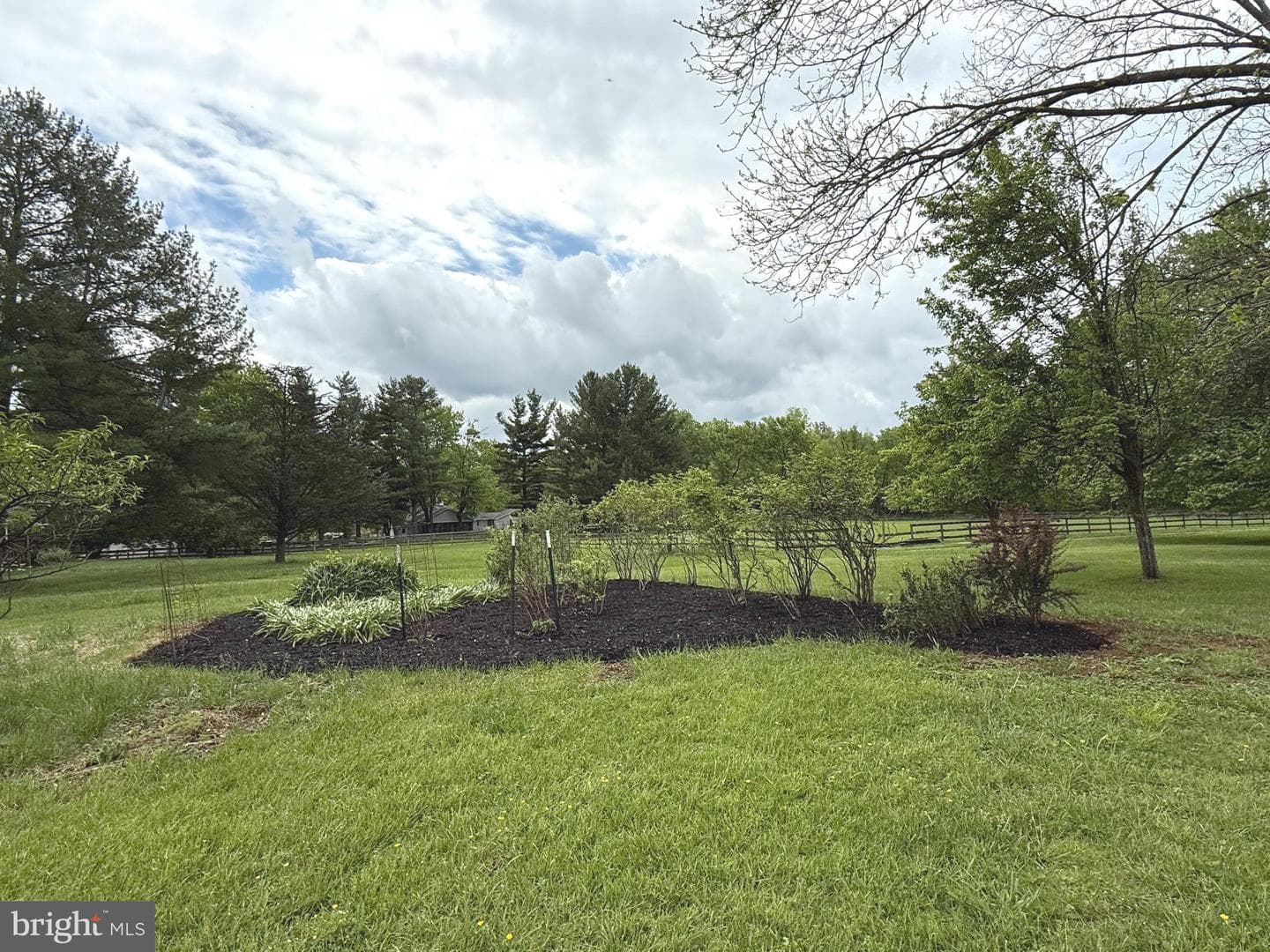 15608 Edgegrove Road photo 12