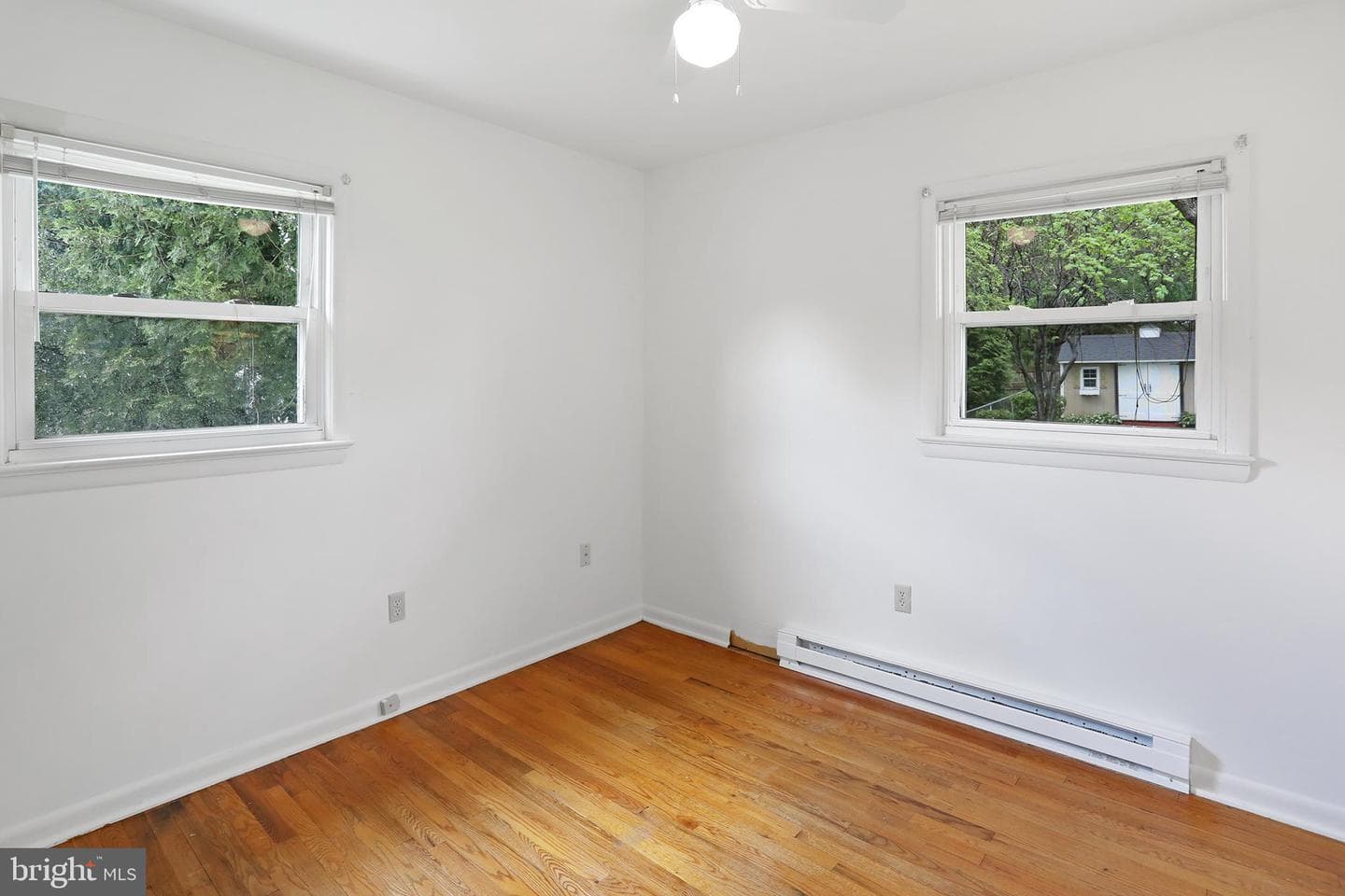 321 E E Street photo 20