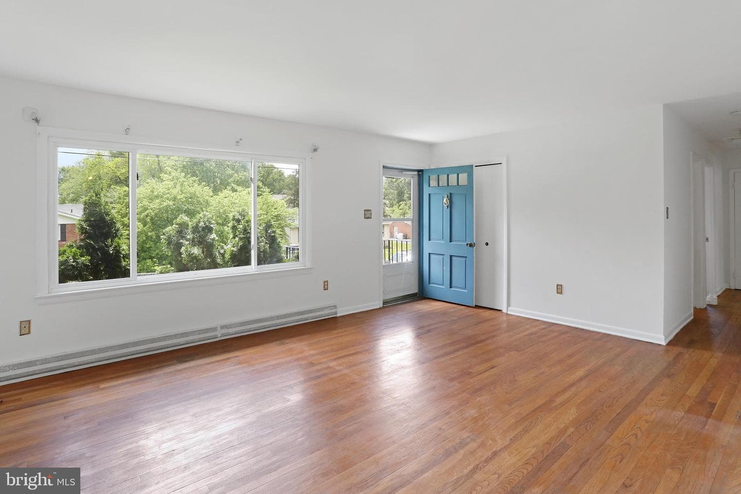 321 E E Street photo 7