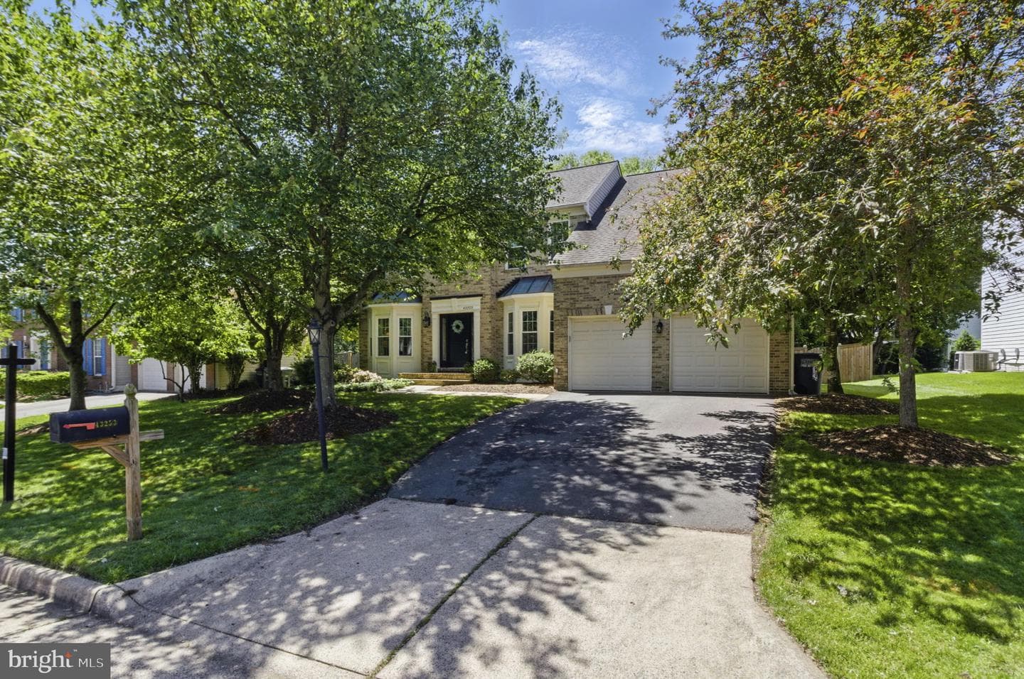 43253 Katie Leigh Court photo 2
