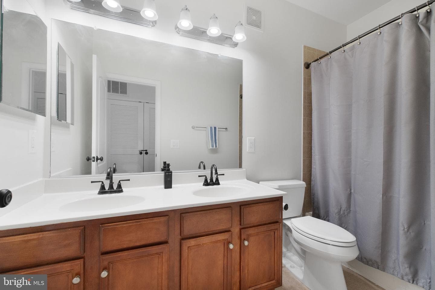 42587 Hollyhock Terrace photo 20