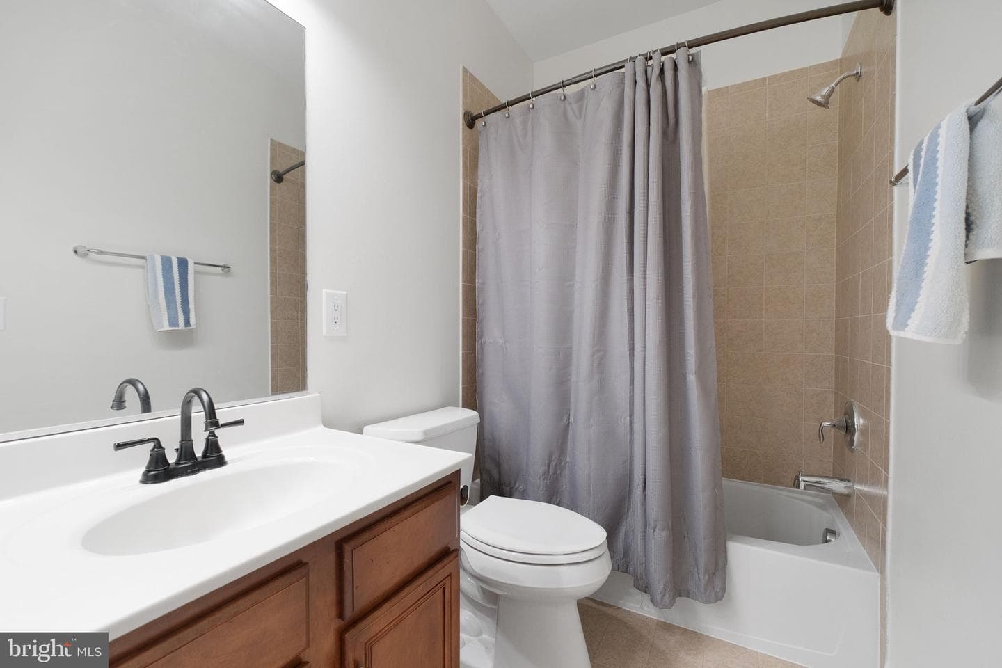 42587 Hollyhock Terrace photo 21