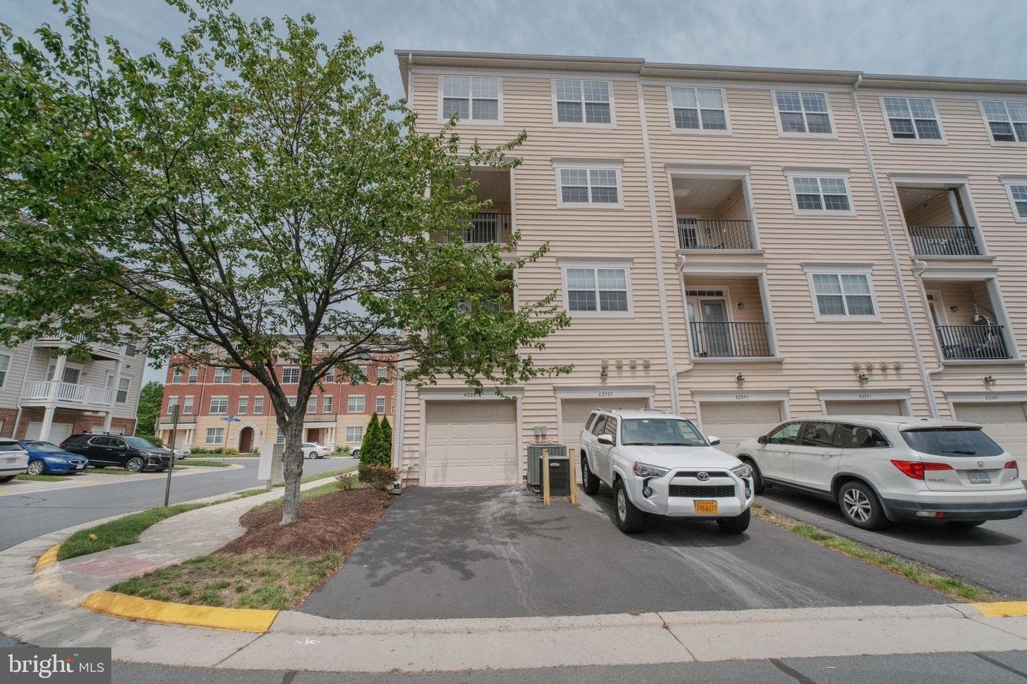 42587 Hollyhock Terrace photo 23