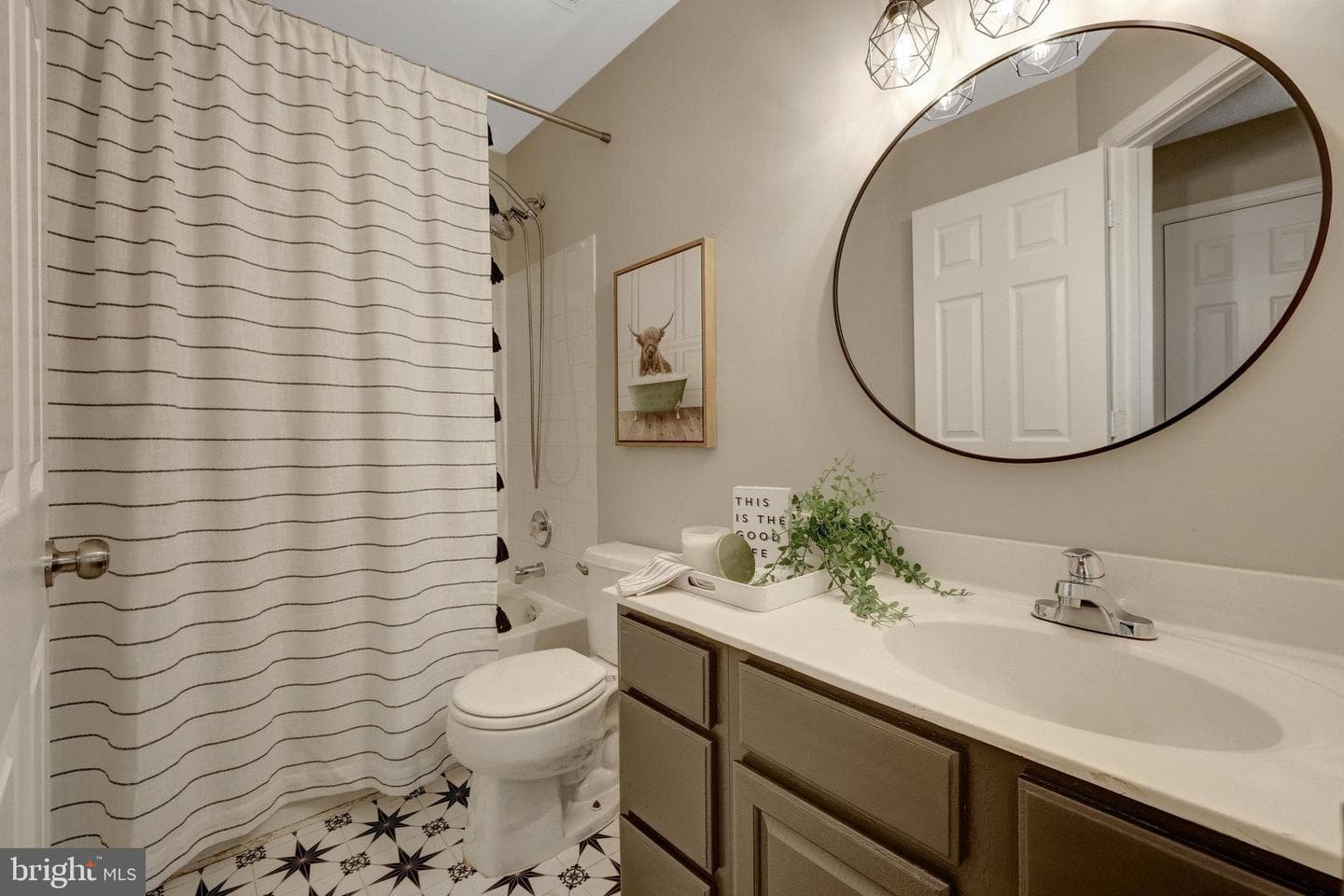 45559 Grand Central Square photo 28