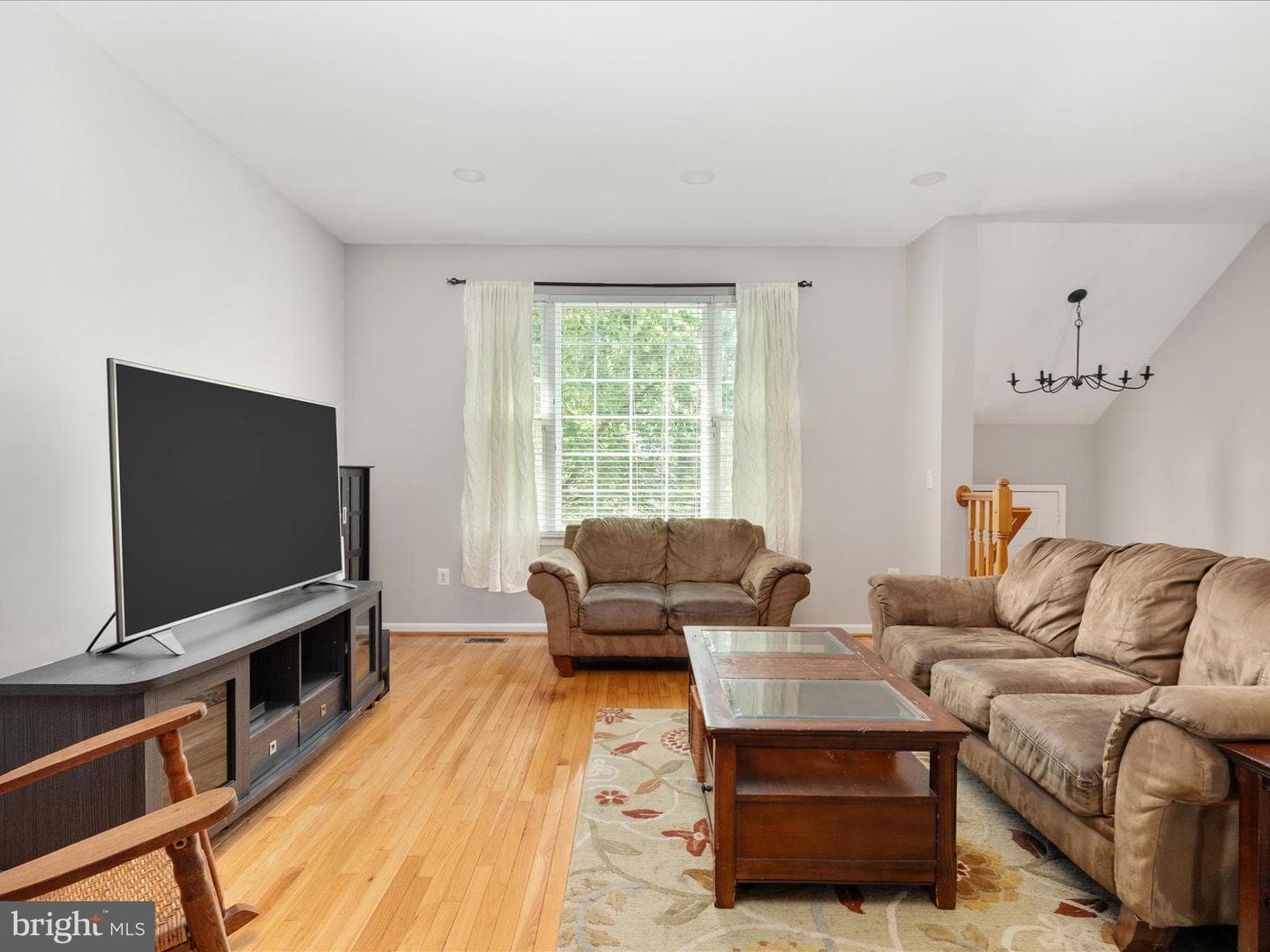 21586 Bankbarn Terrace photo 11