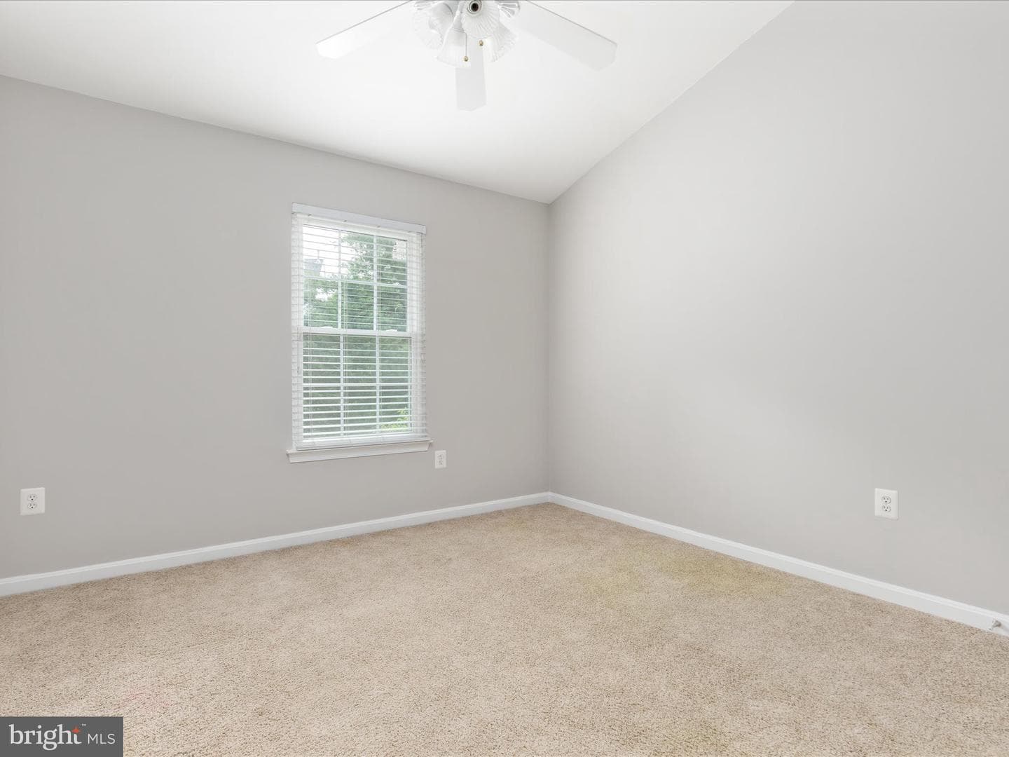 21586 Bankbarn Terrace photo 21