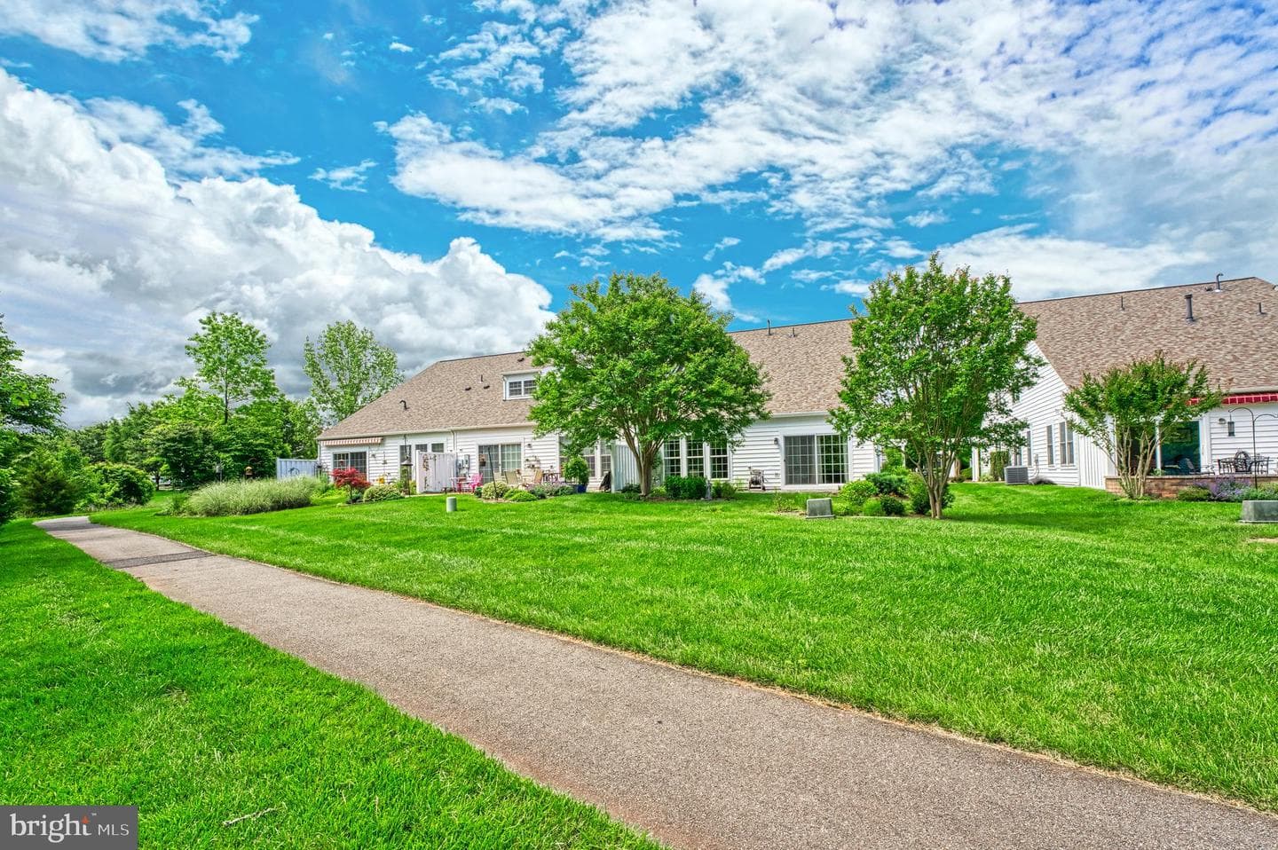 44458 Maltese Falcon Square photo 36