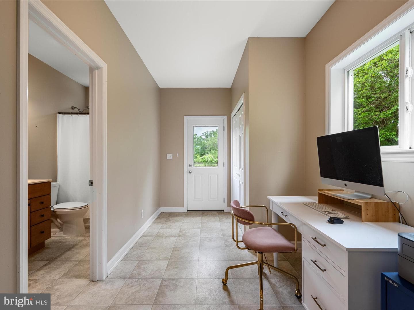 36711 Philomont Road photo 32
