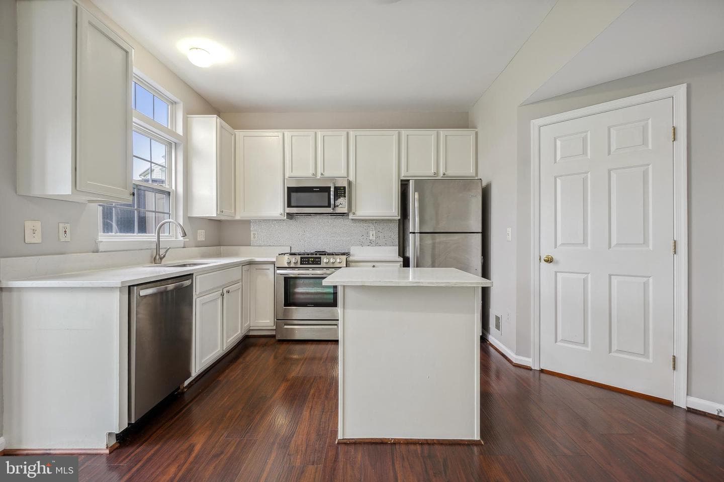 20915 Killawog Terrace photo 16