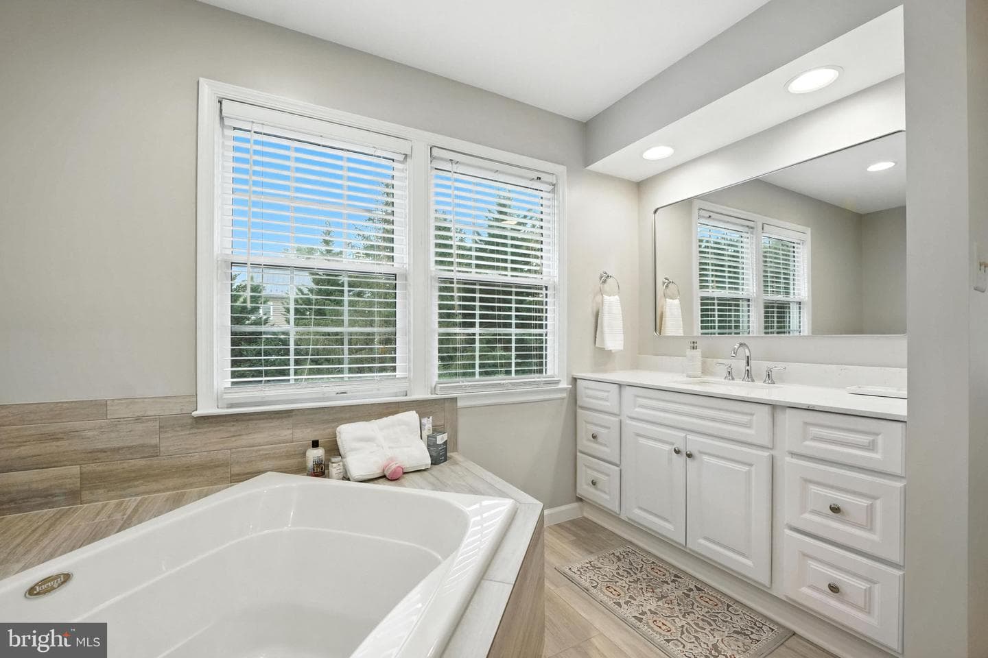 638 Meade Drive SW photo 31