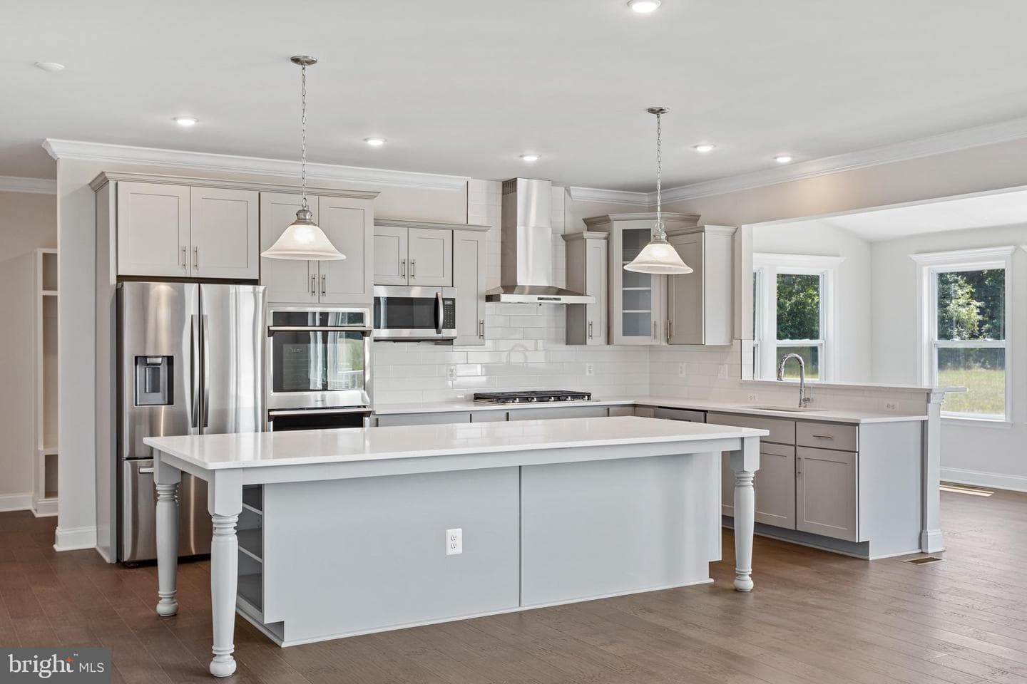 12235 Mary Lane photo 8