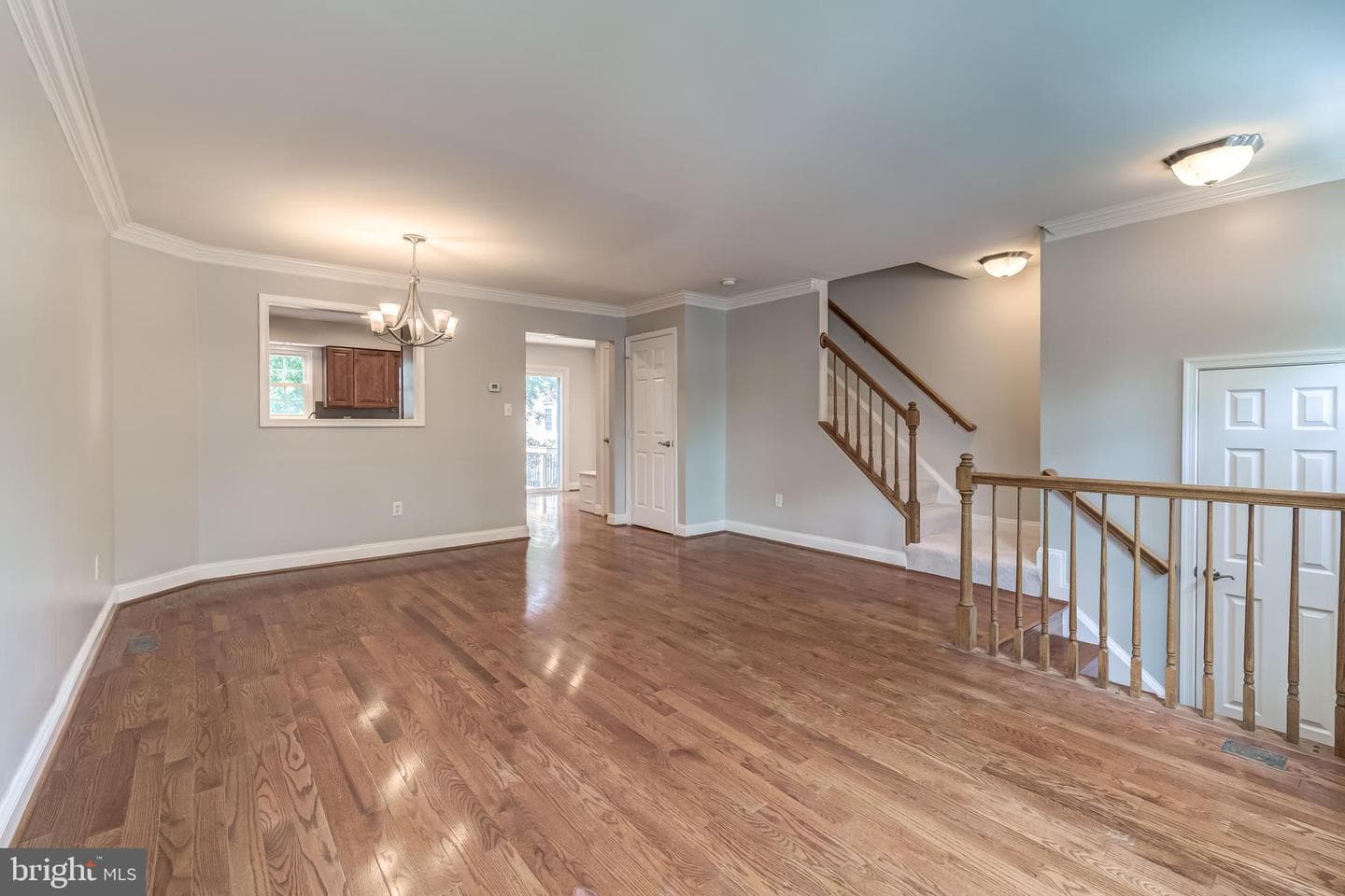 512 Covington Terrace NE photo 4
