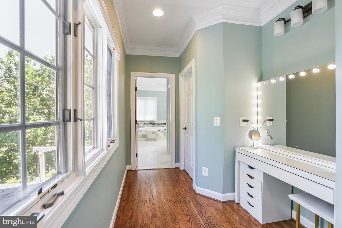 18301 Mid Ocean Place photo 27