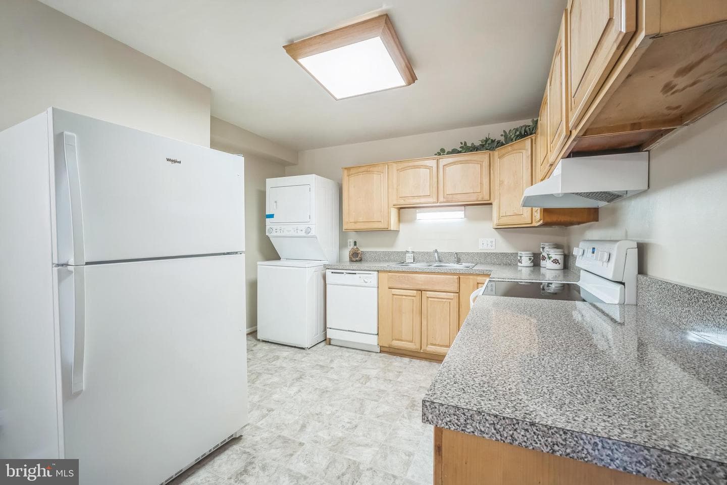 126 N Baylor Drive photo 10