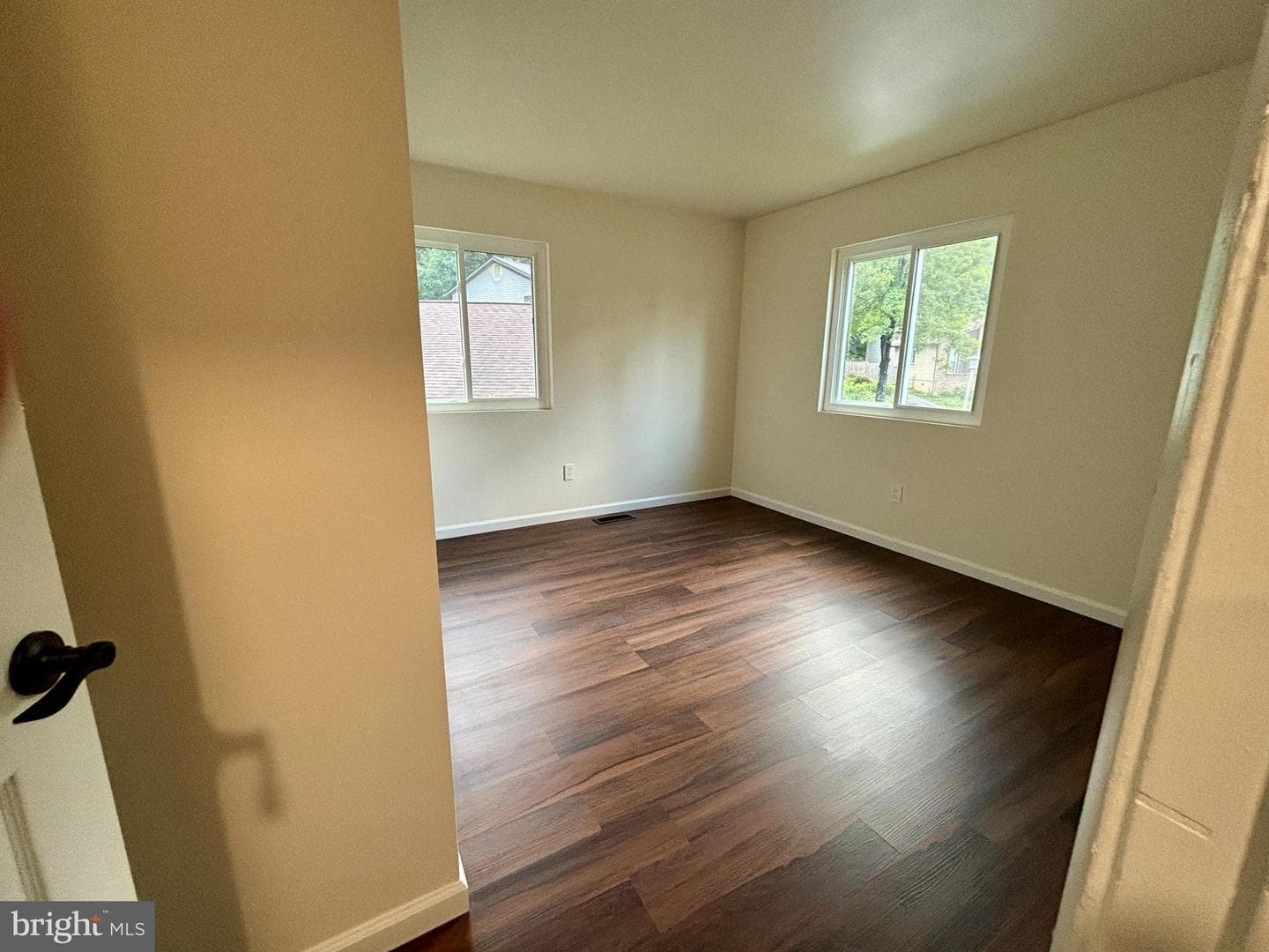 208 Keyes Court photo 36
