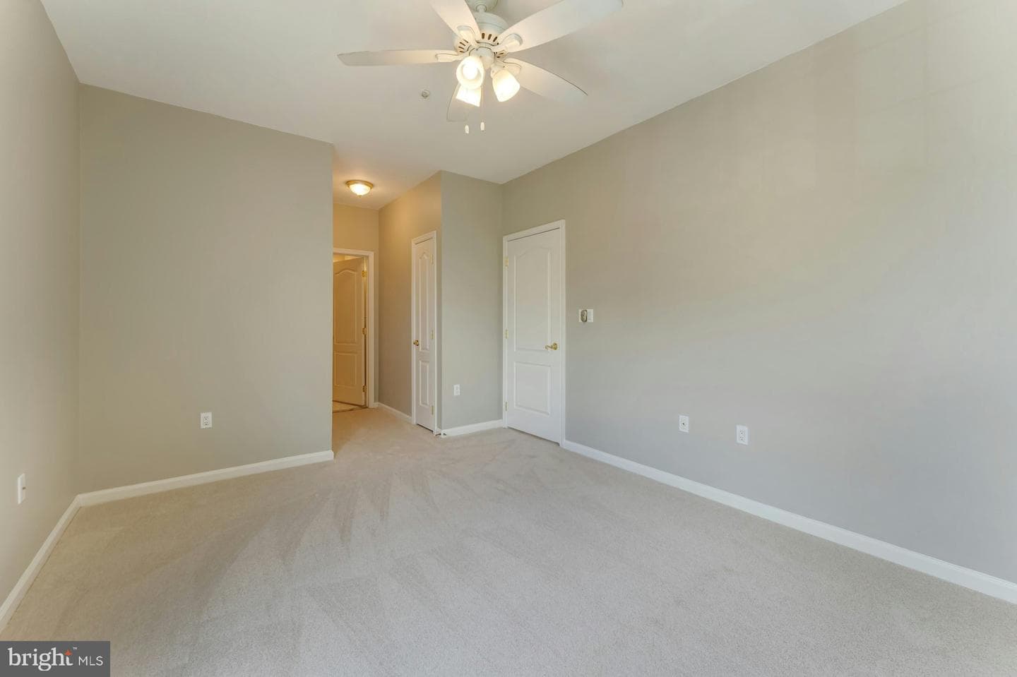 20933 Cedarpost Square #303 photo 16
