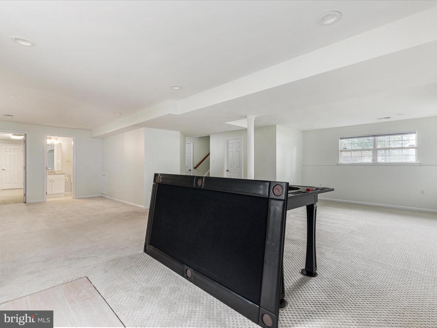 906 Santmyer Drive SE photo 29
