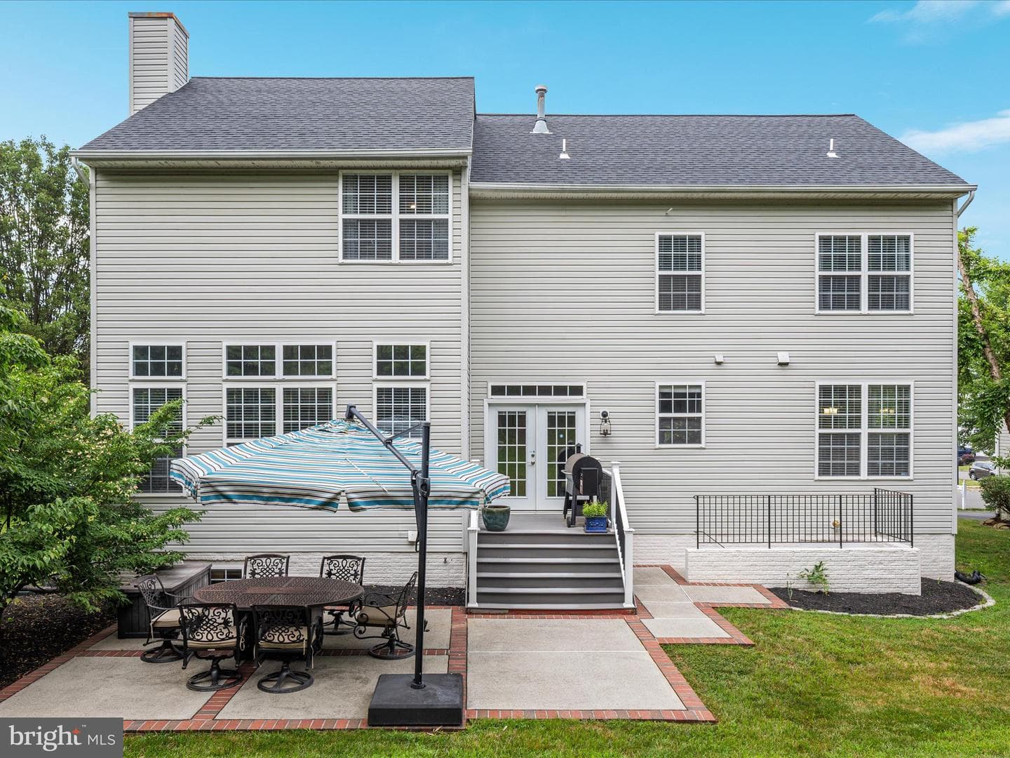 906 Santmyer Drive SE photo 38