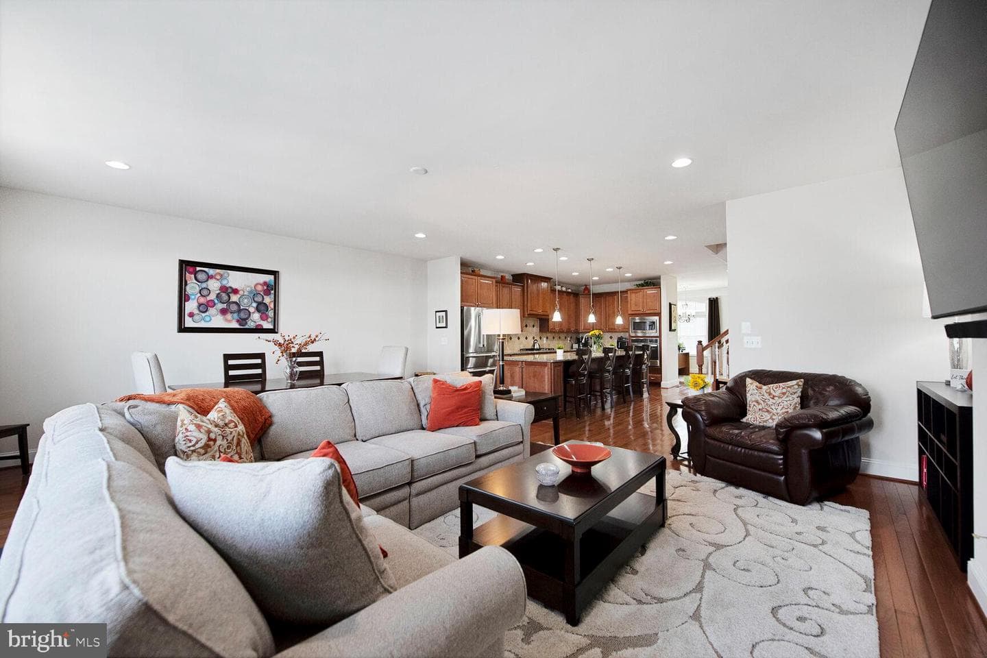 26033 Huntwick Glen Square photo 10