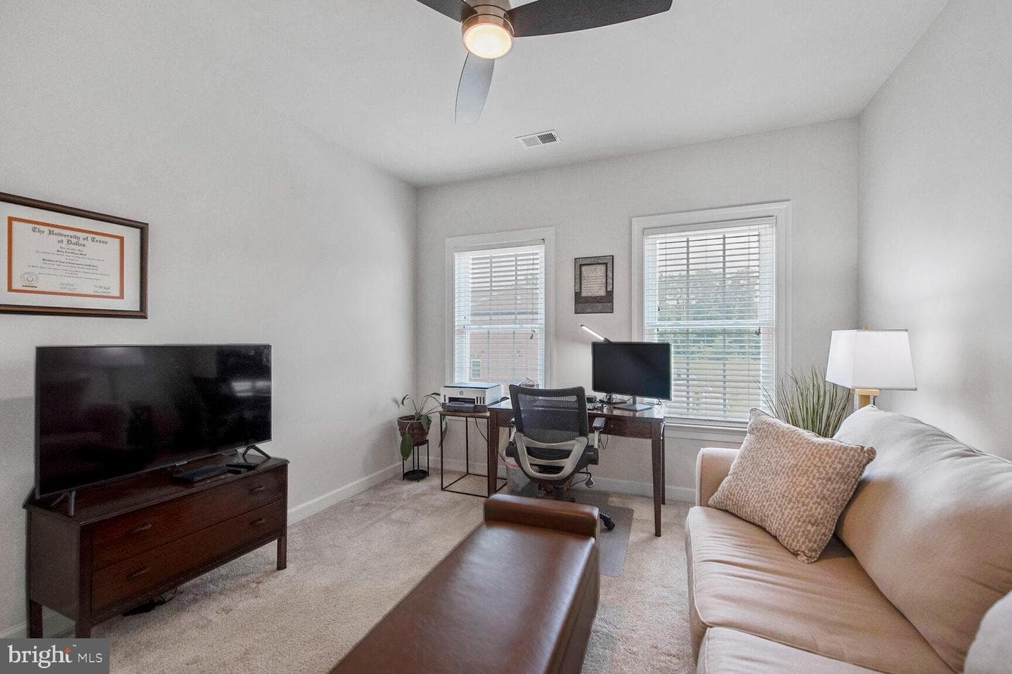 26033 Huntwick Glen Square photo 26
