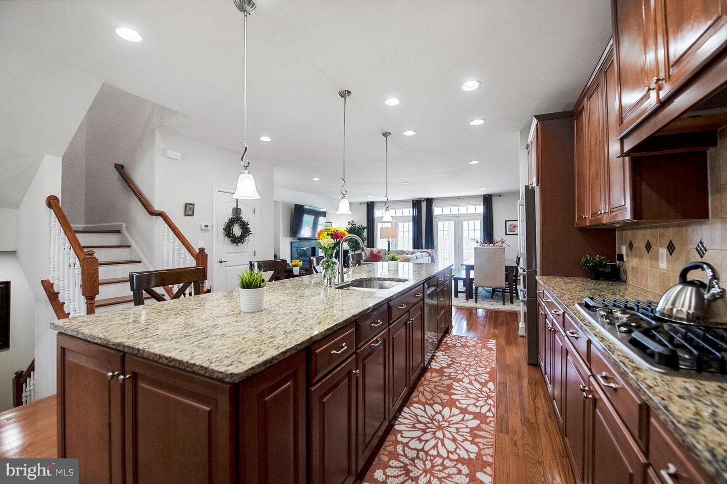 26033 Huntwick Glen Square photo 8
