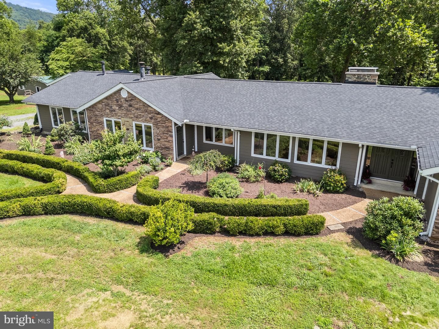 20269 Trappe Road photo 2