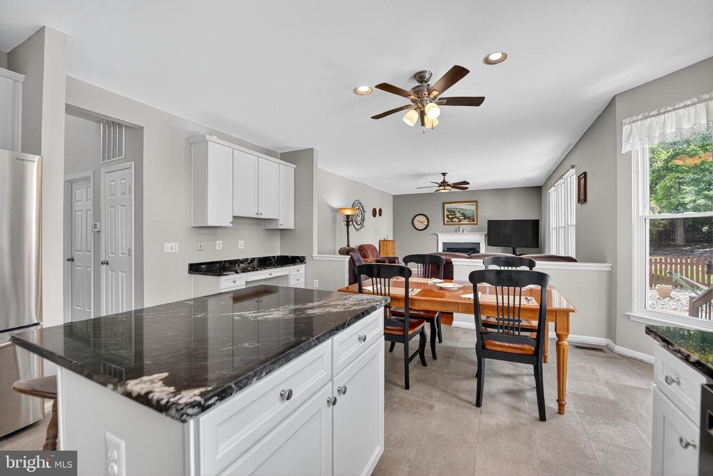 811 Casla Court SE photo 5