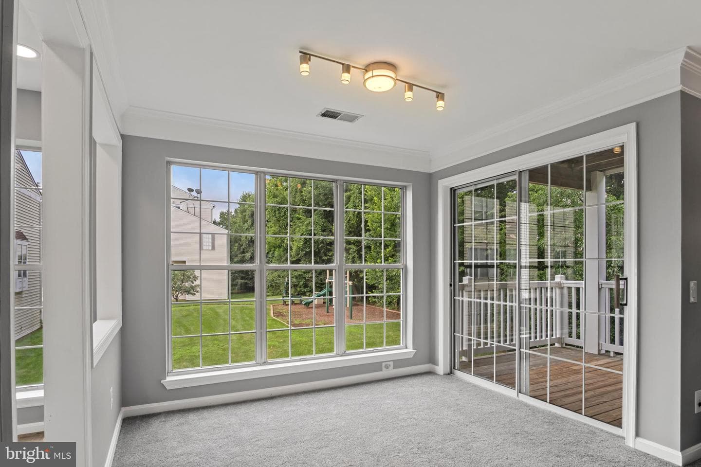 21845 Baldwin Square #201 photo 15