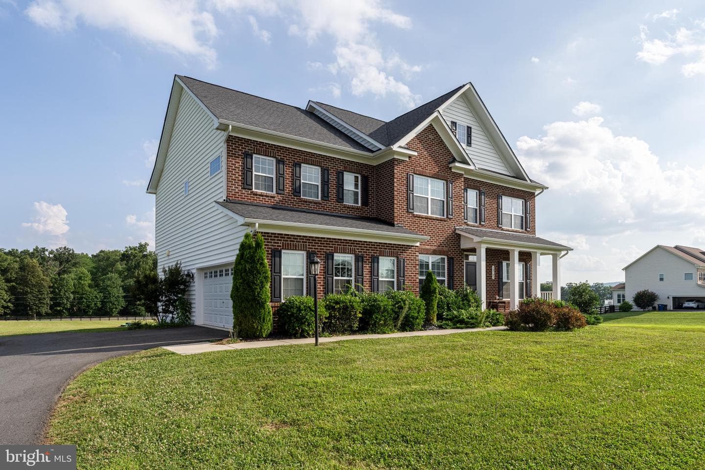 14782 Falconaire Place photo 2