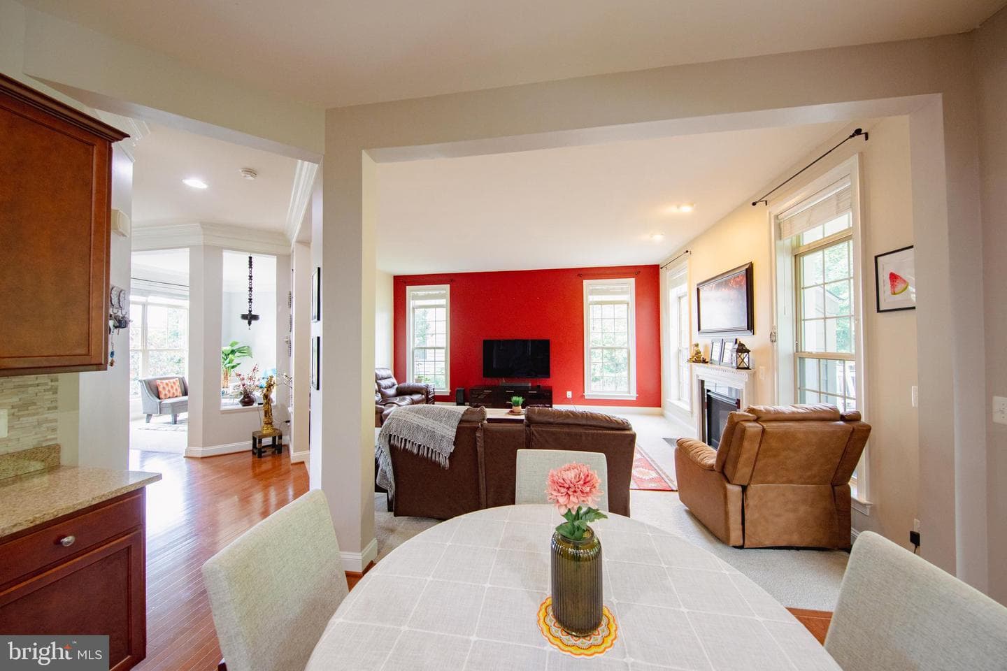 42739 Macauley Place photo 7