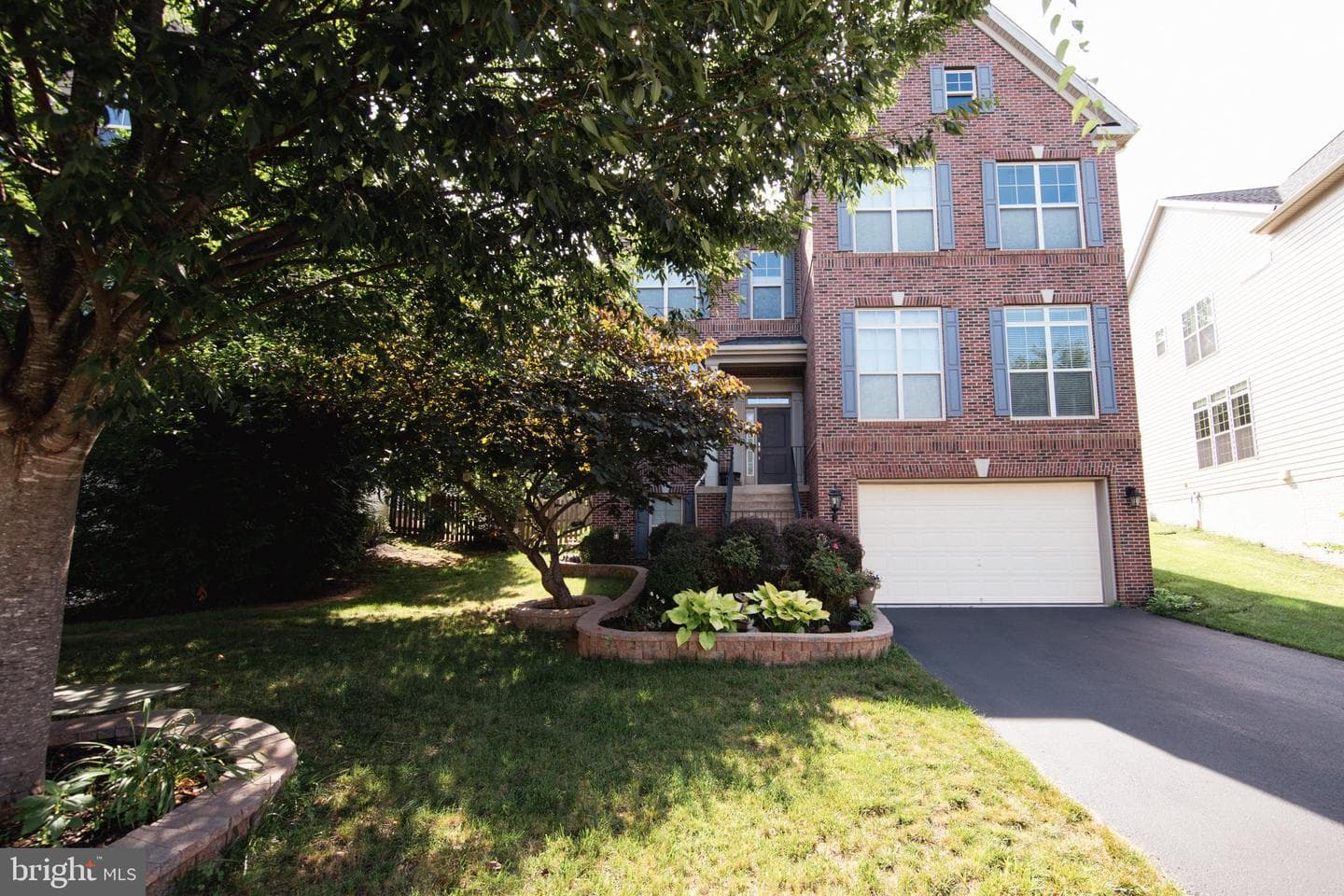 42739 Macauley Place photo 8