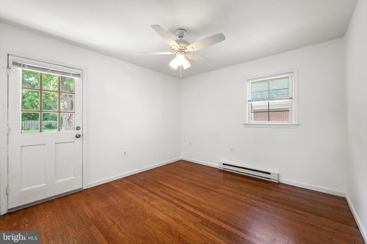 211 Catoctin Circle NE photo 11