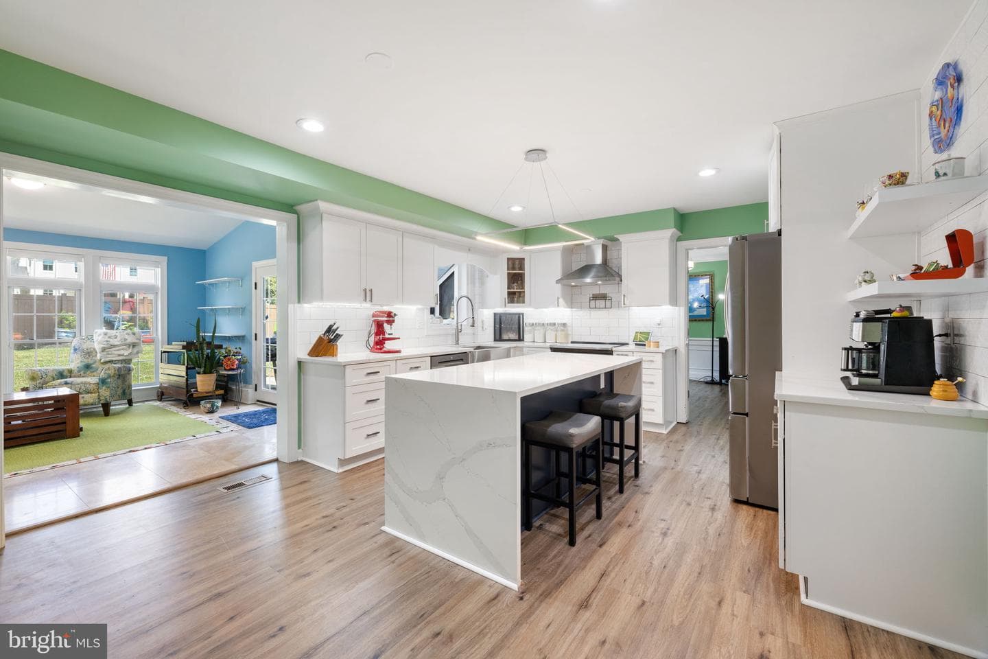 422 Mosby Drive SW photo 14