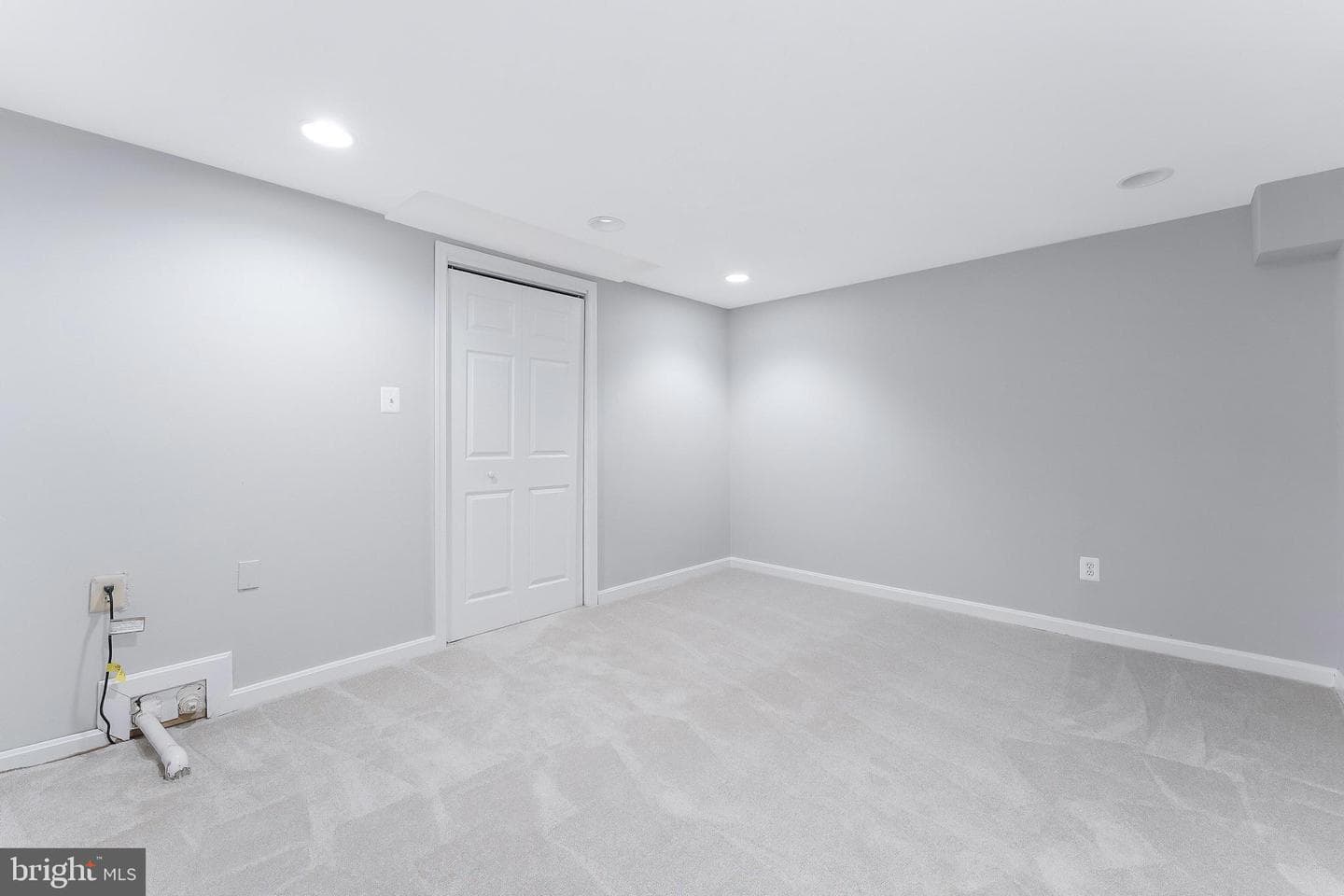 21031 Thoreau Court photo 51
