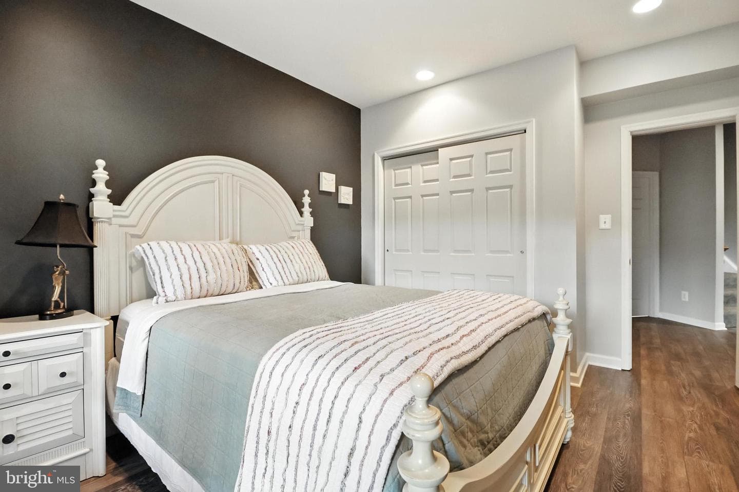 19208 Greystone Square photo 43