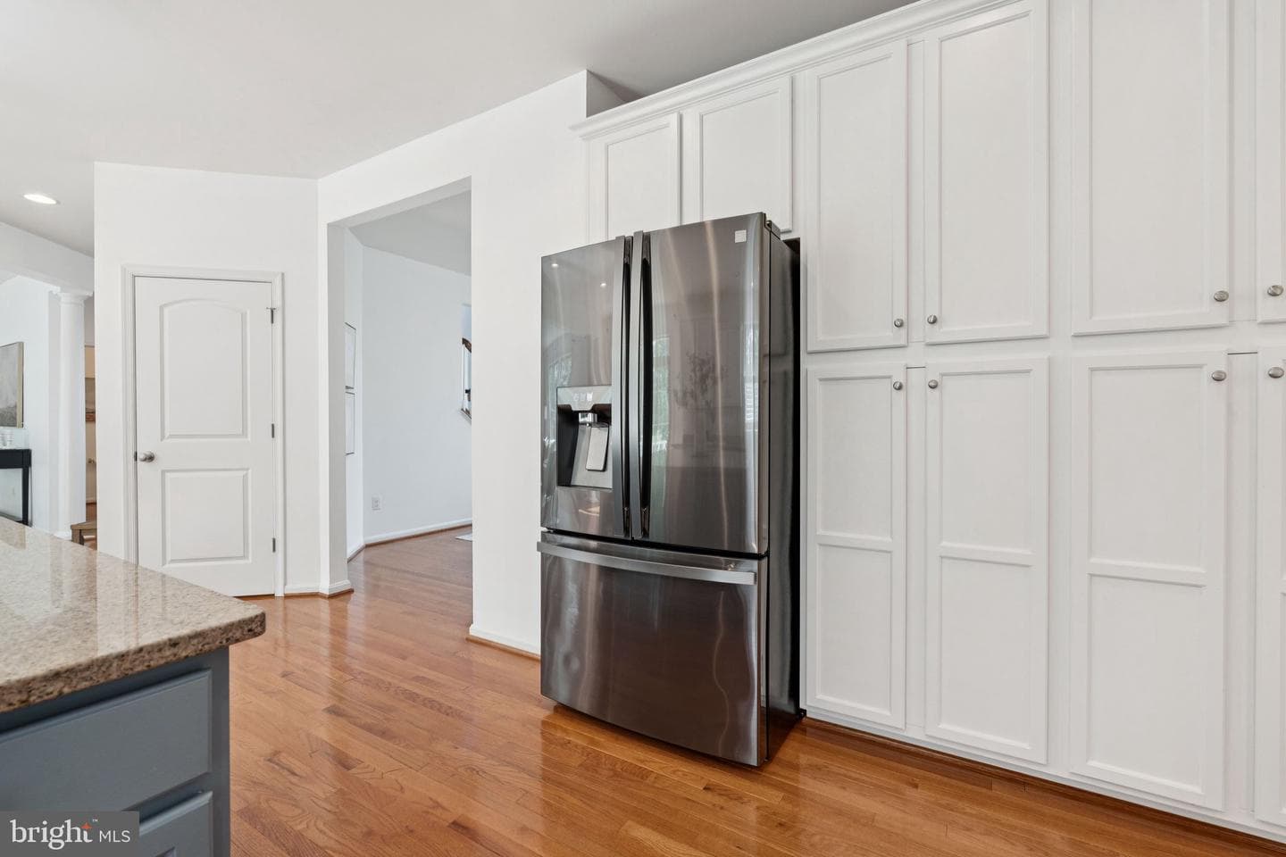 42121 Oak Crest Circle photo 17
