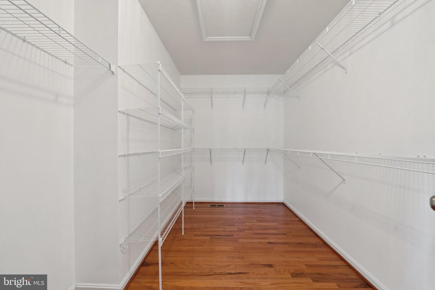 42121 Oak Crest Circle photo 30