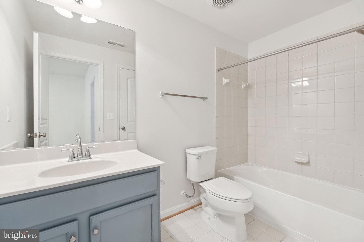 42121 Oak Crest Circle photo 47