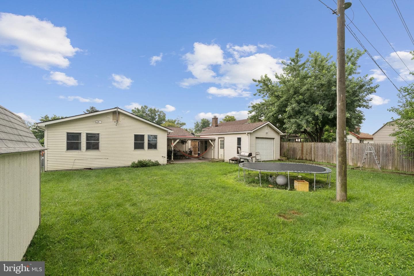 805 N York Road photo 16