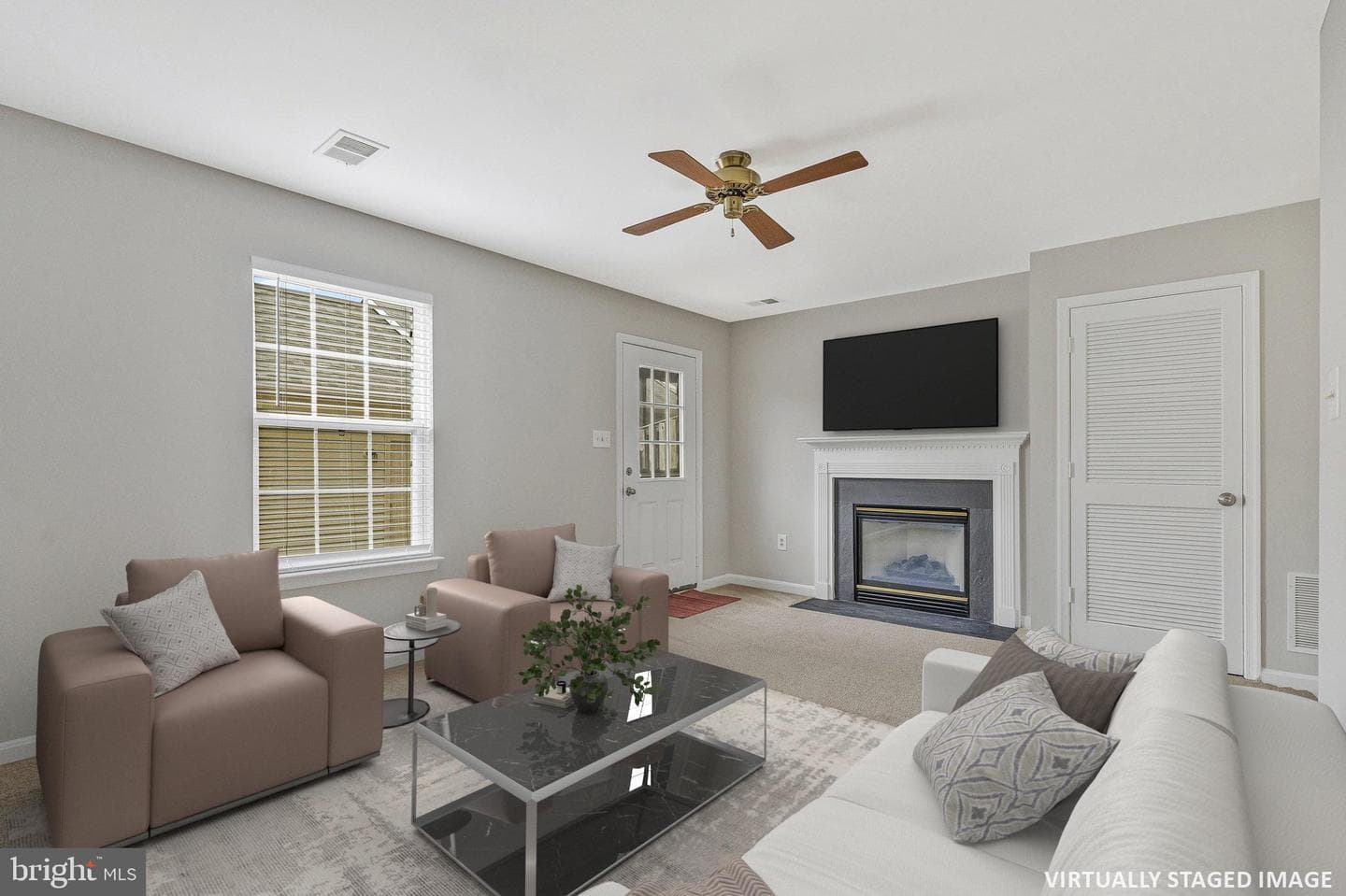 22915 Regent Terrace photo 14
