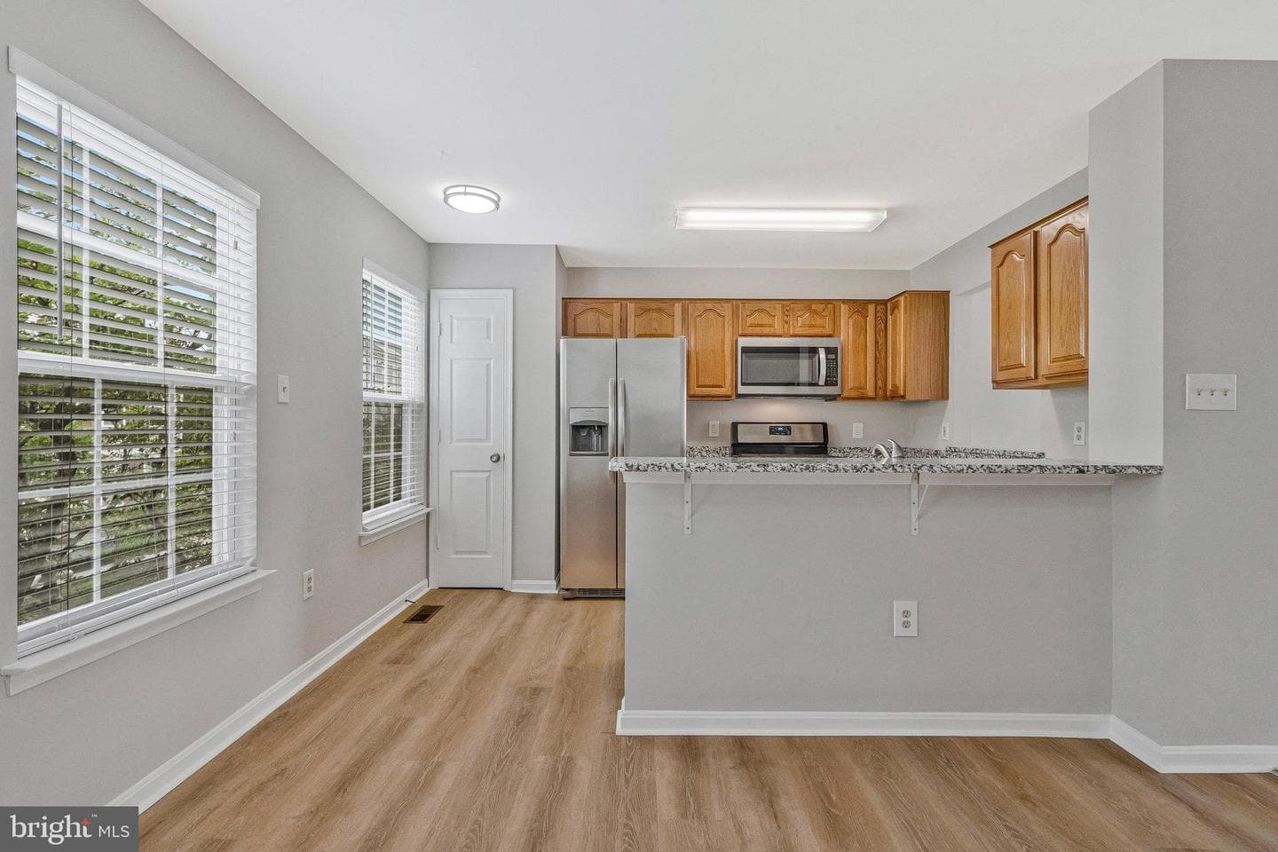 22915 Regent Terrace photo 31