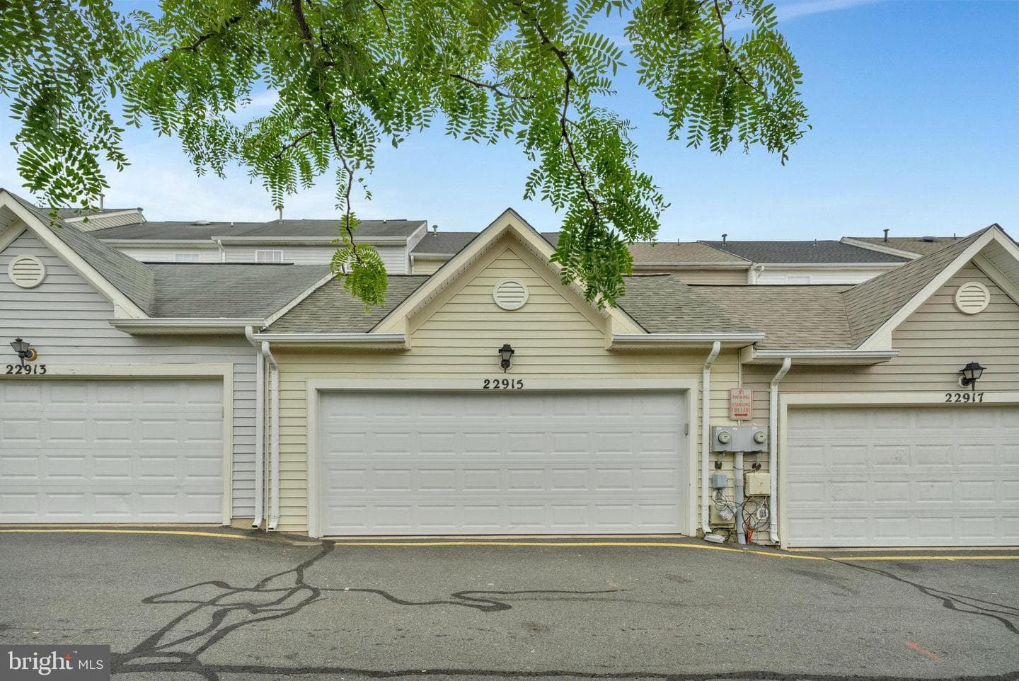 22915 Regent Terrace photo 4