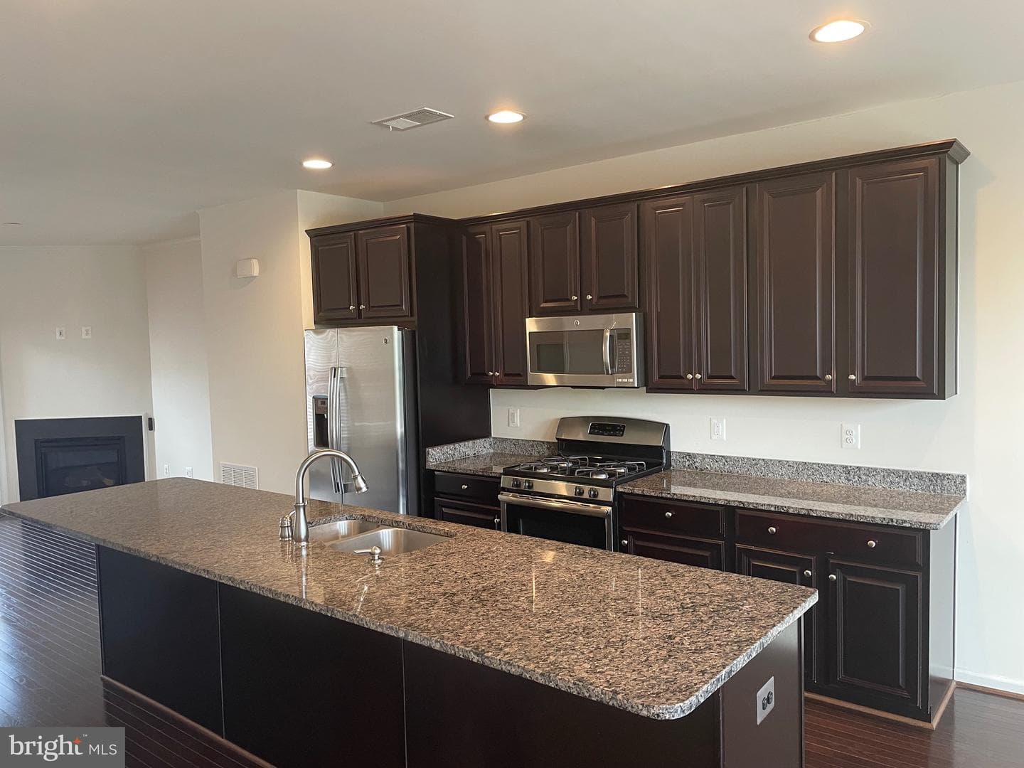 43302 Foyt Terrace photo 6
