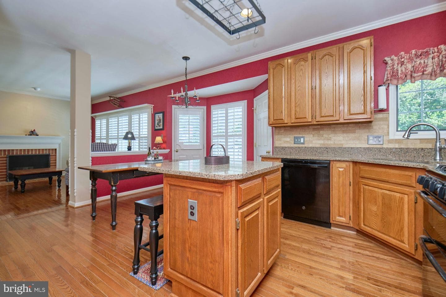 20357 Hartwell Street photo 17