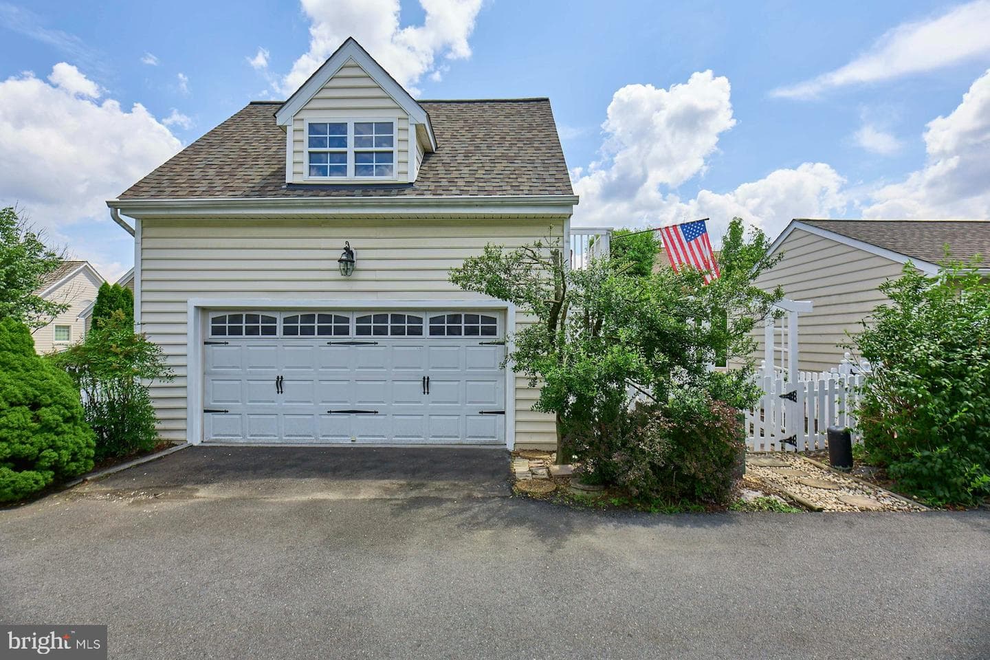 20357 Hartwell Street photo 49