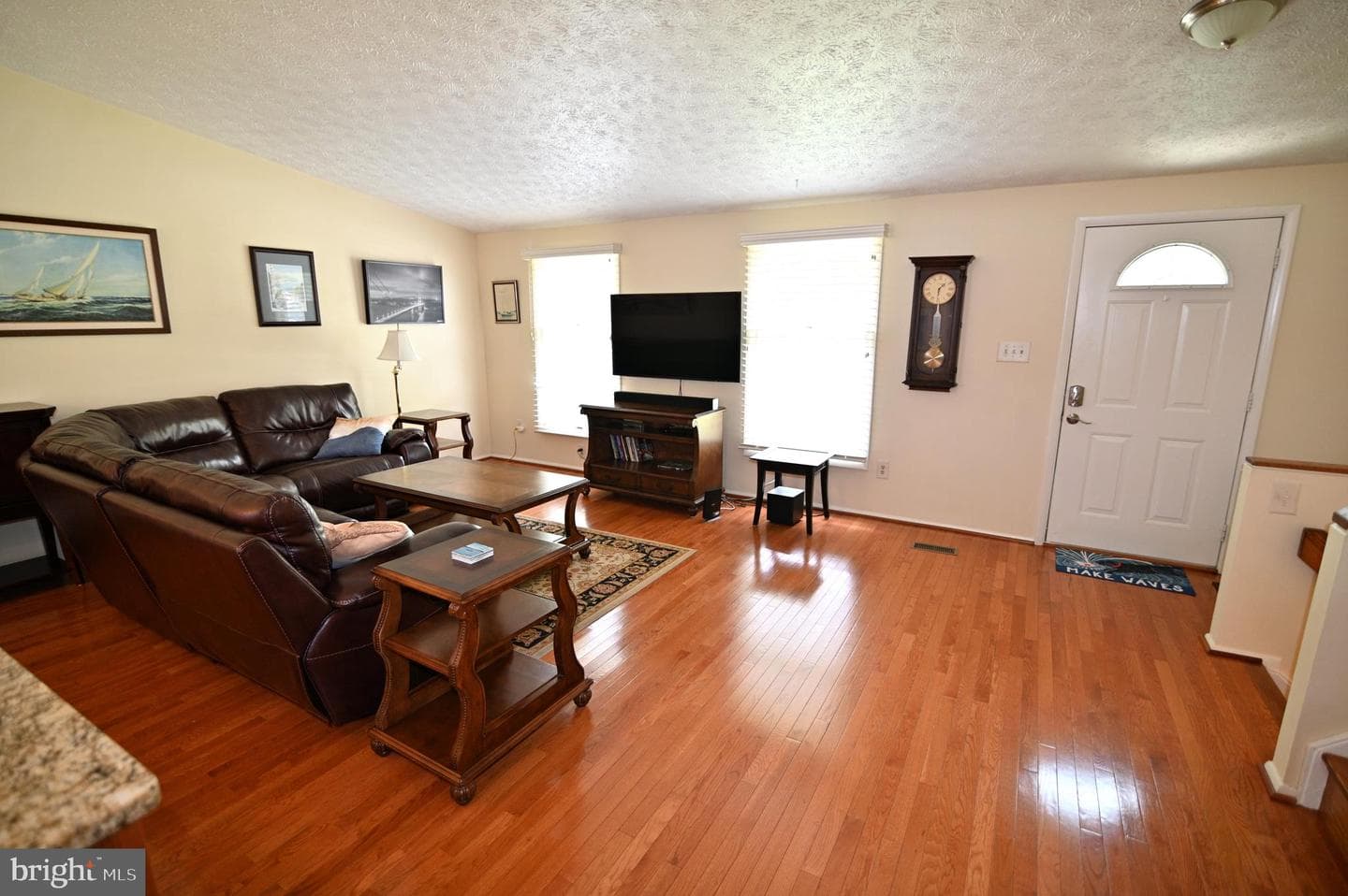 104 Silverleaf Court photo 28