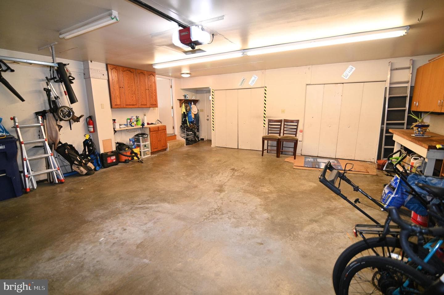 104 Silverleaf Court photo 37