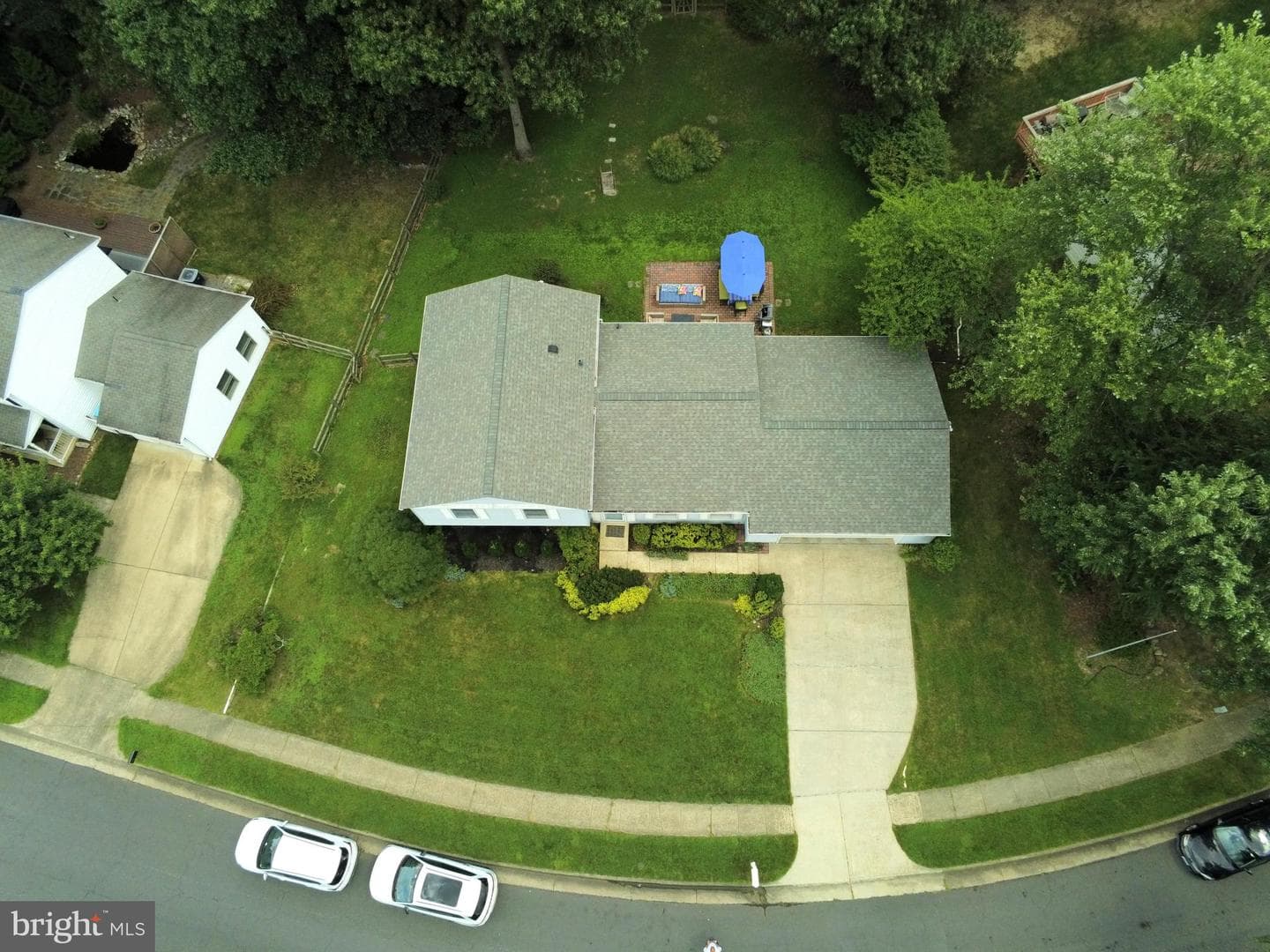 104 Silverleaf Court photo 4