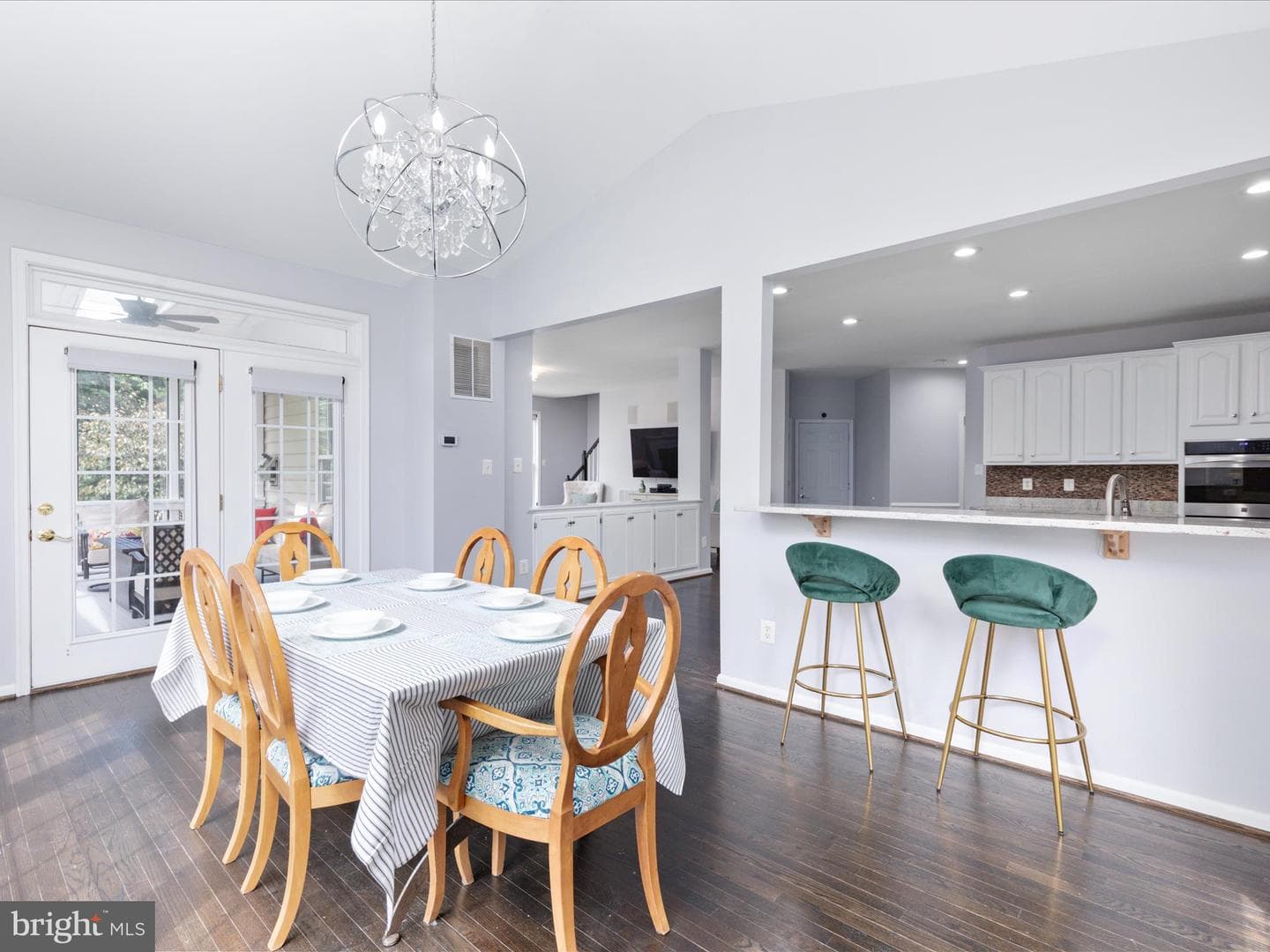 21424 Glebe View photo 15